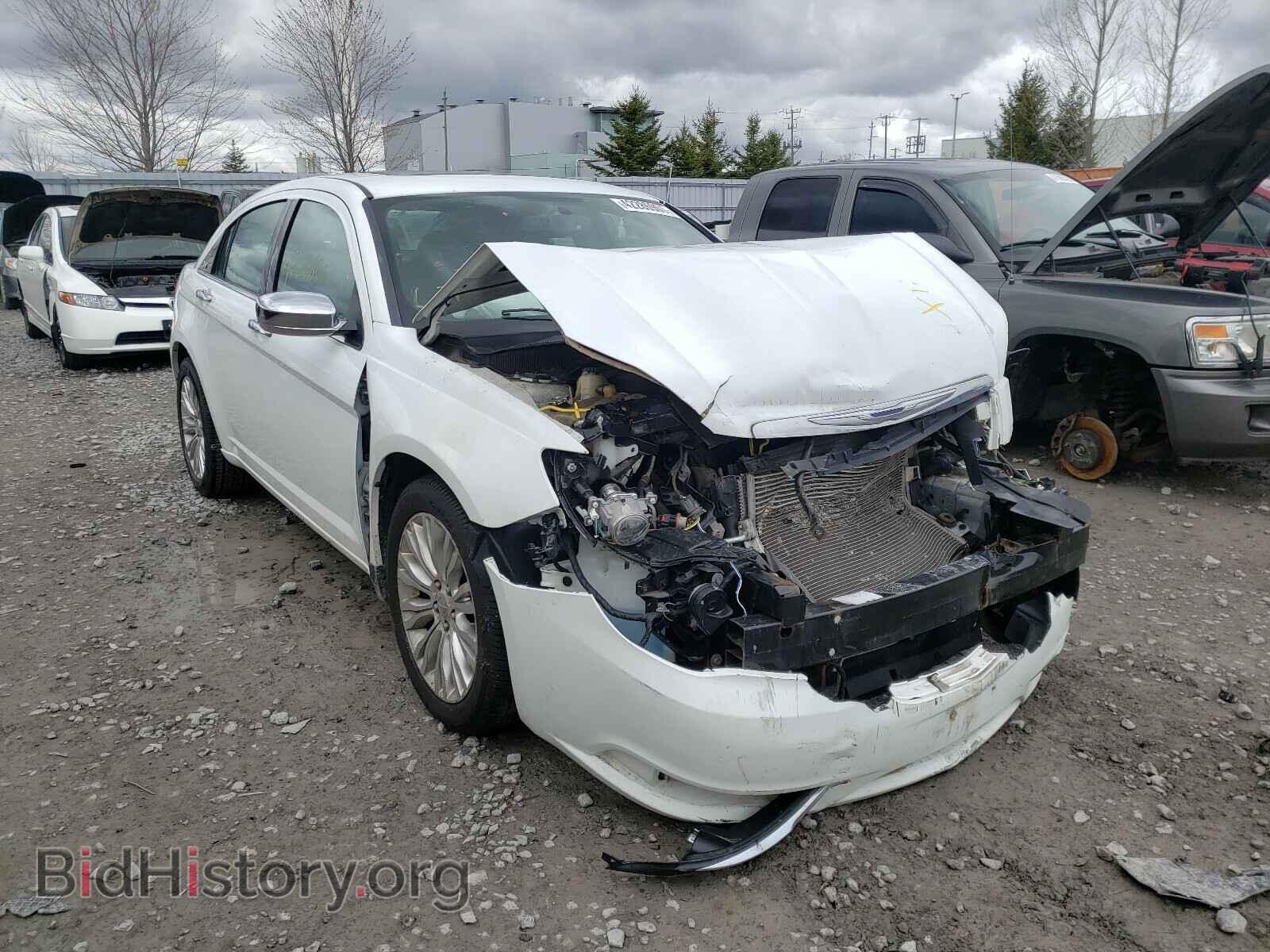 Photo 1C3BC2FG2BN596559 - CHRYSLER 200 2011