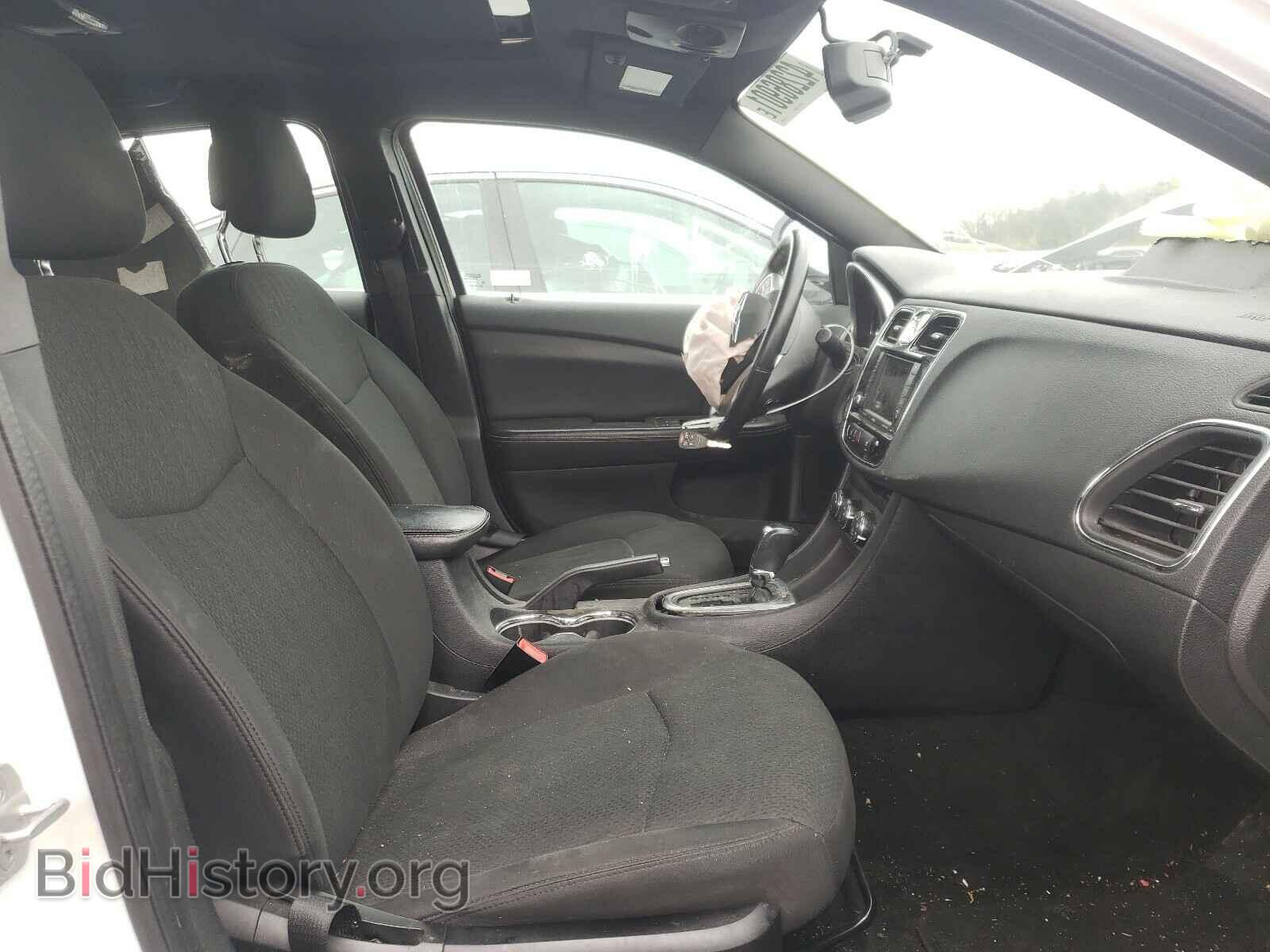 2011 CHRYSLER 200 - VIN: 1C3BC2FG2BN596559 - Фото 5