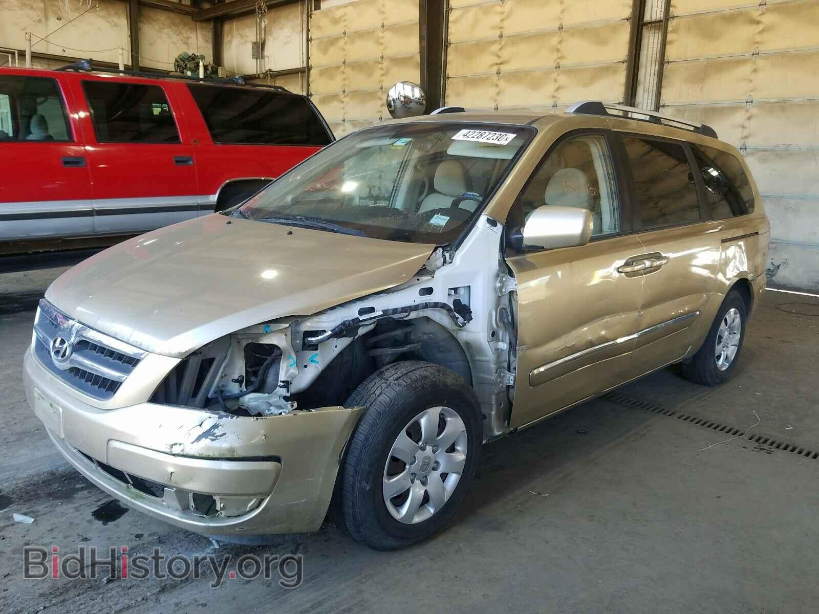 2007 HYUNDAI ENTOURAGE - VIN: KNDMC233176017732 - Фото 2