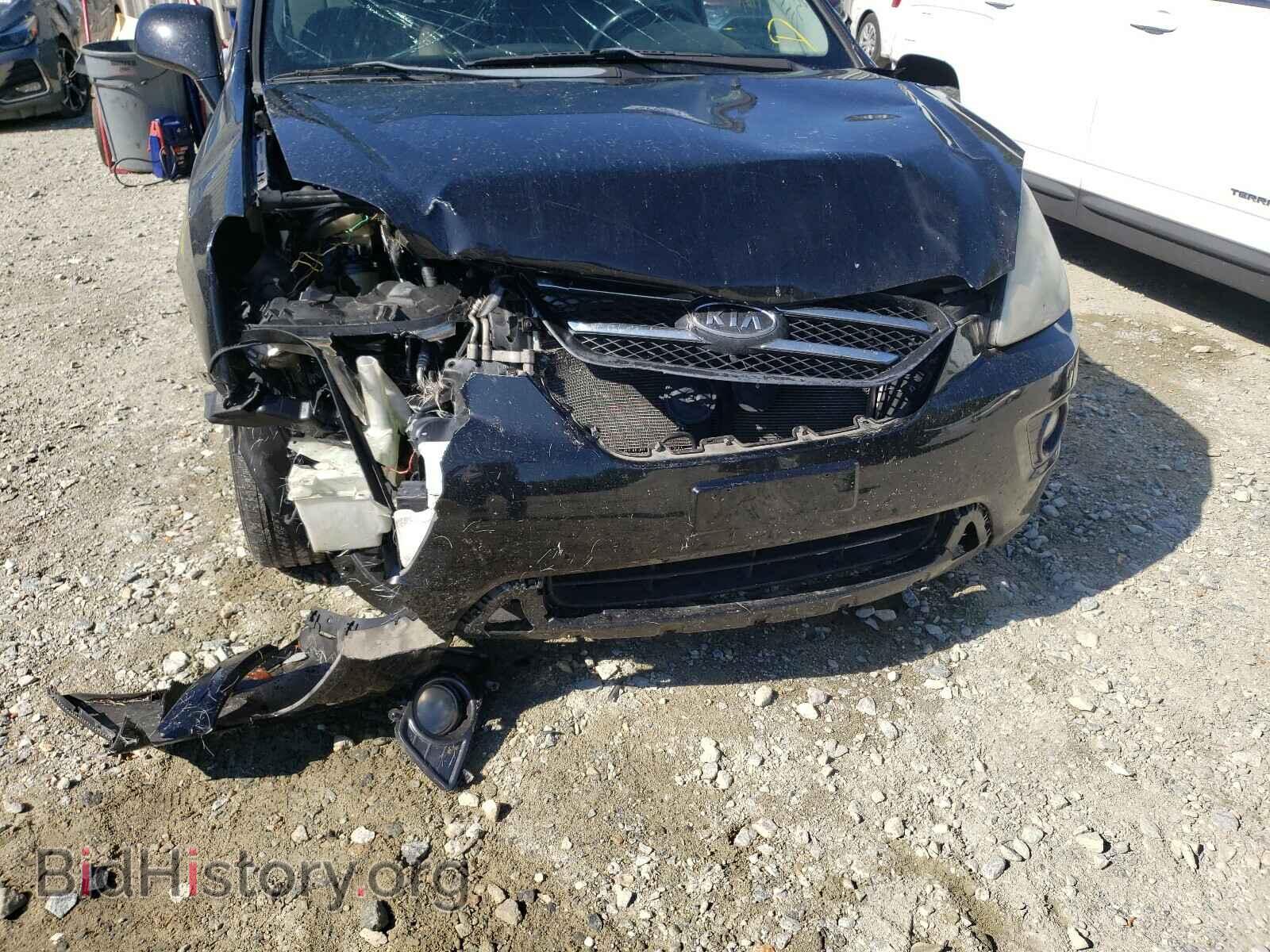2007 KIA RONDO - VIN: KNAFG526X77112596 - Фото 9