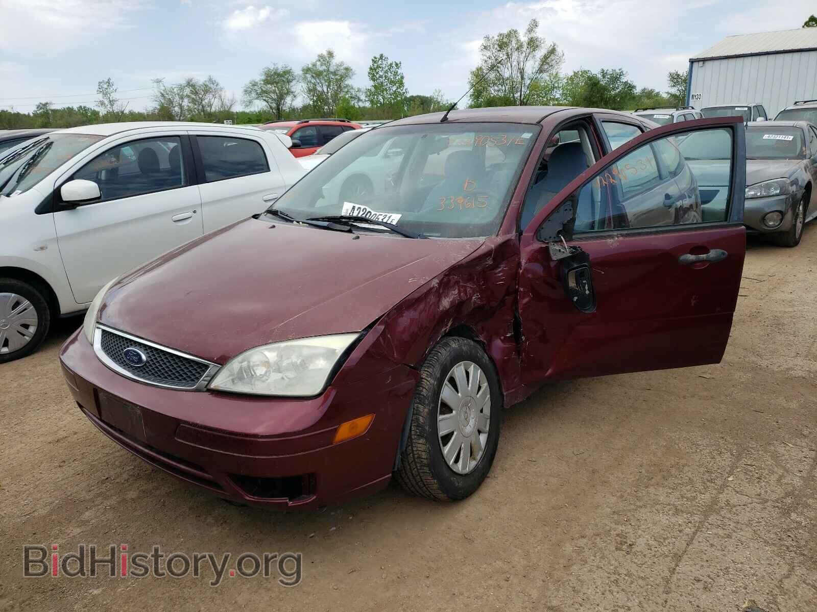 2007 FORD FOCUS - VIN: 1FAFP37N17W339615 - Фото 2