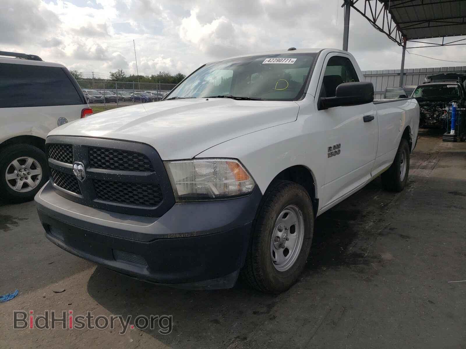 2015 RAM 1500 - VIN: 3C6JR6DG2FG618291 - Photo 2