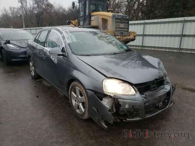 Photo 3VWRZ71K38M107605 - VOLKSWAGEN JETTA 2008