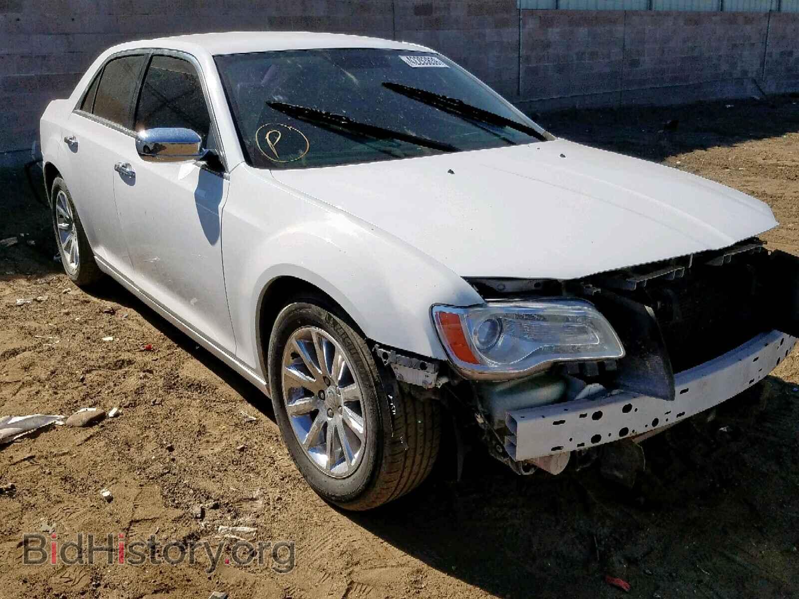 Фотография 2C3CCACGXCH138250 - CHRYSLER 300 2012