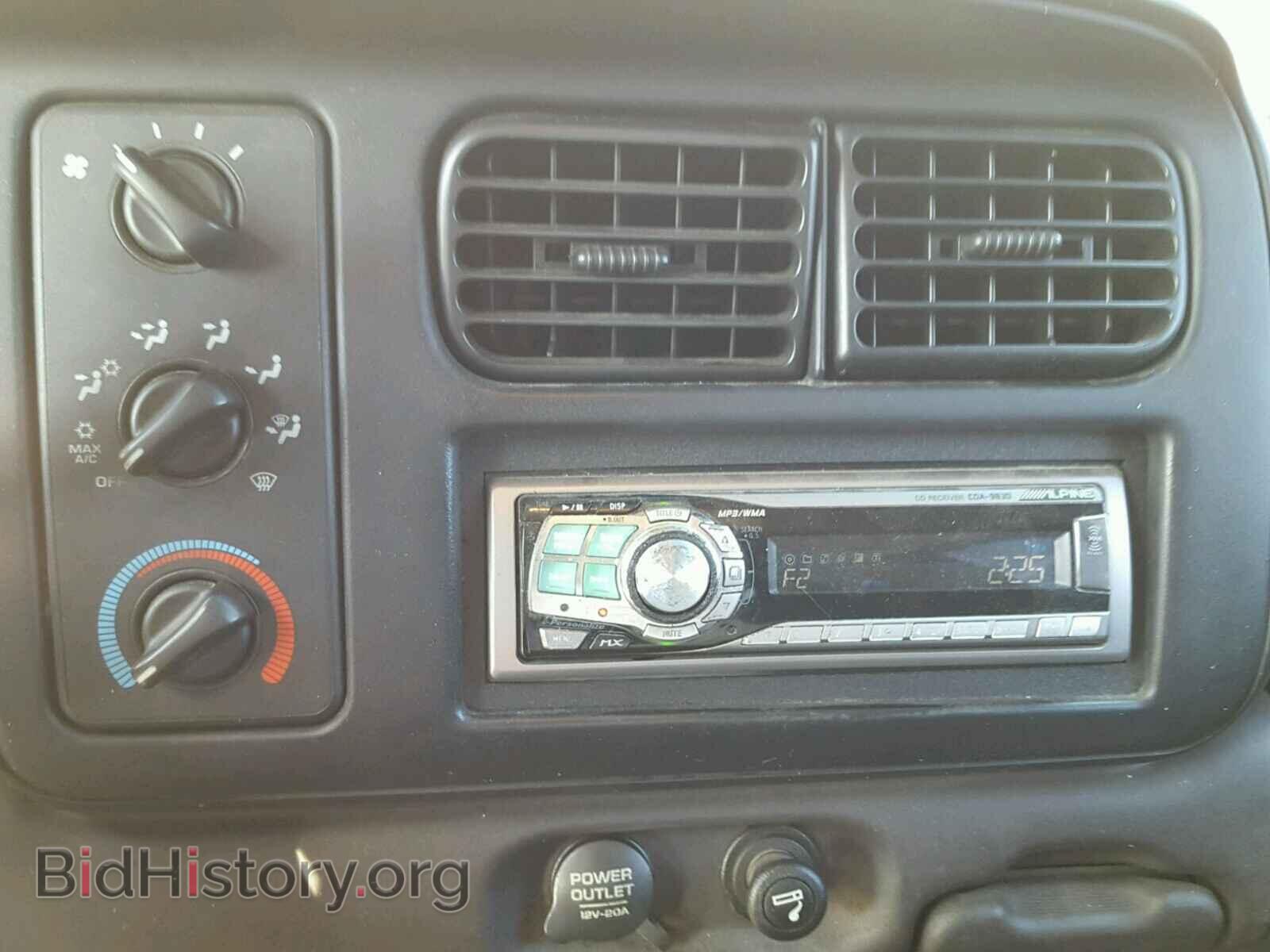 2000 DODGE DAKOTA - VIN: 1B7GG2AN0YS754953 - Фото 9