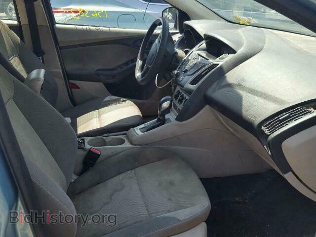 2012 Ford FOCUS (VIN 1FAHP3F28CL365379) — photo 5 of 10