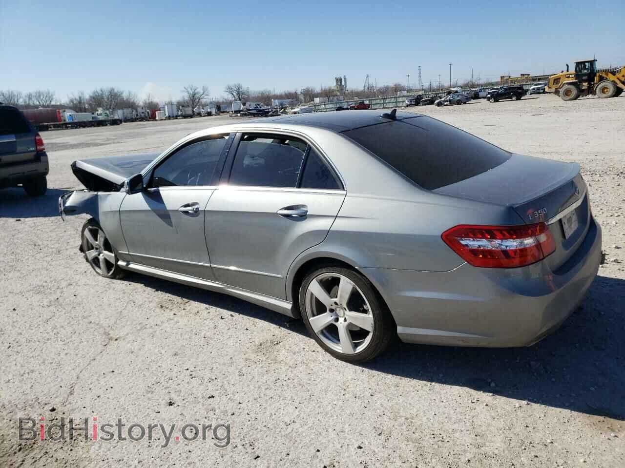 2011 MERCEDES-BENZ E-CLASS - VIN: WDDHF8HB8BA431422 - Фото 2