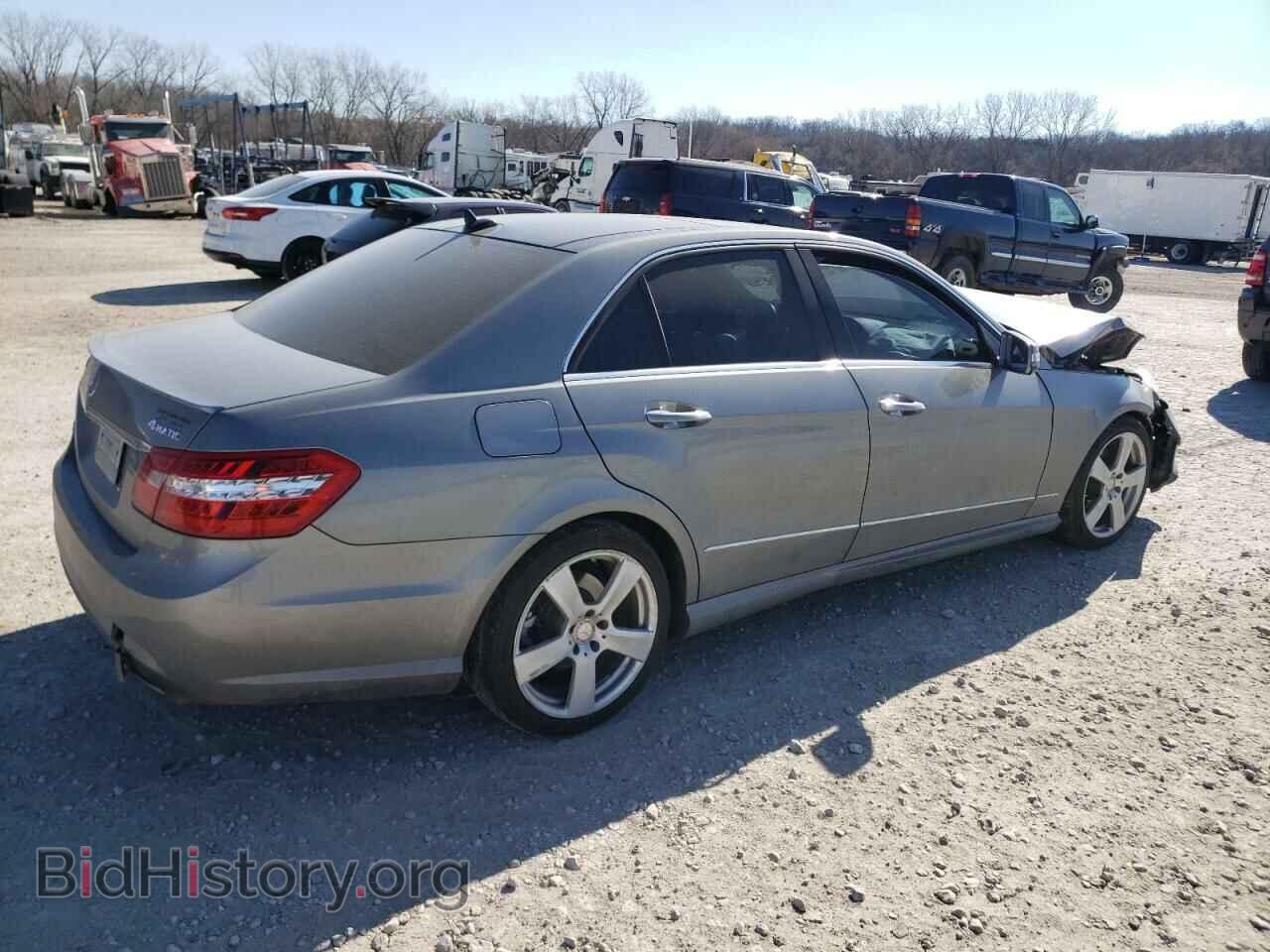 2011 MERCEDES-BENZ E-CLASS - VIN: WDDHF8HB8BA431422 - Фото 3
