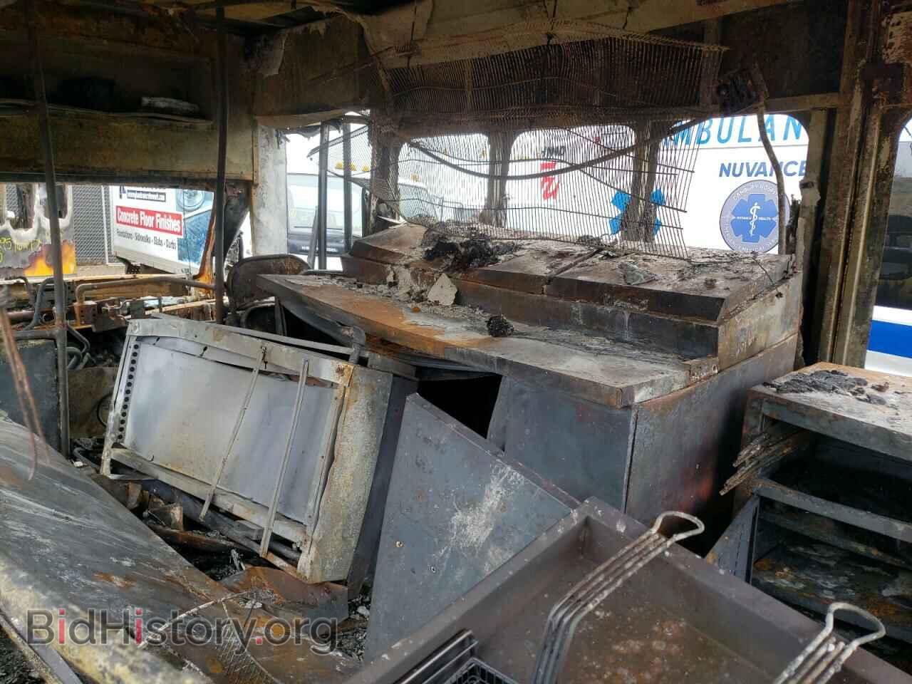 2009 FORD ECONOLINE - VIN: 1FDEE35LX9DA76113 - Photo 10