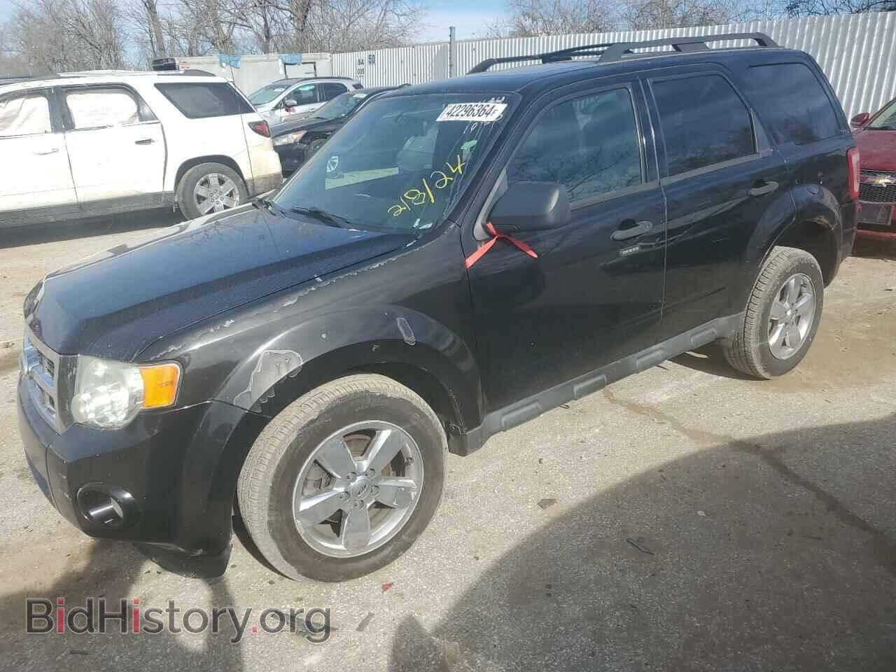 Photo 1FMCU9D79AKA72829 - FORD ESCAPE 2010