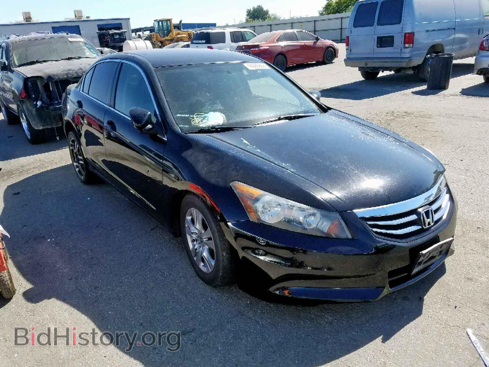 Photo 1HGCP2F65BA054053 - HONDA ACCORD SE 2011