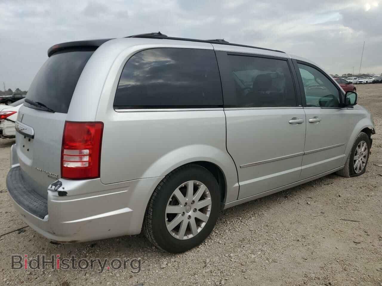 2010 CHRYSLER MINIVAN - VIN: 2A4RR5D16AR169907 - Фото 3