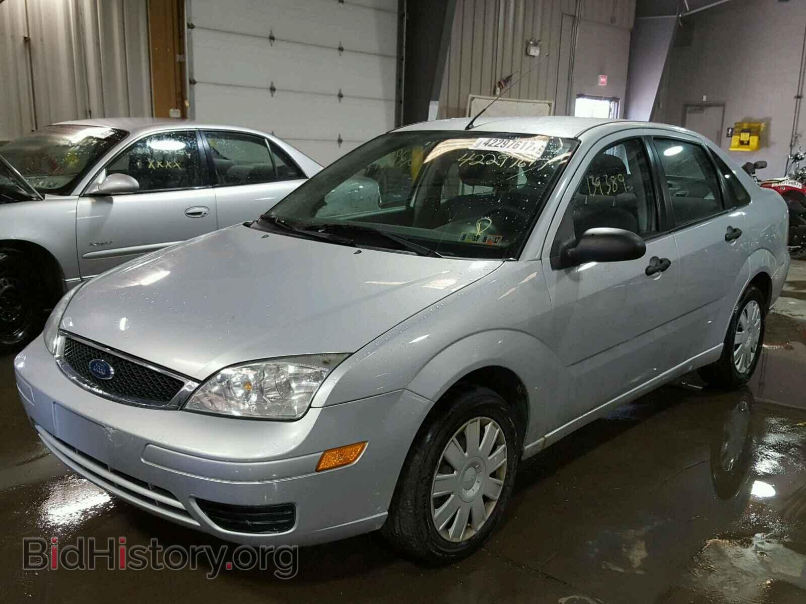 2006 FORD FOCUS - VIN: 1FAFP34N16W111620 - Фото 2