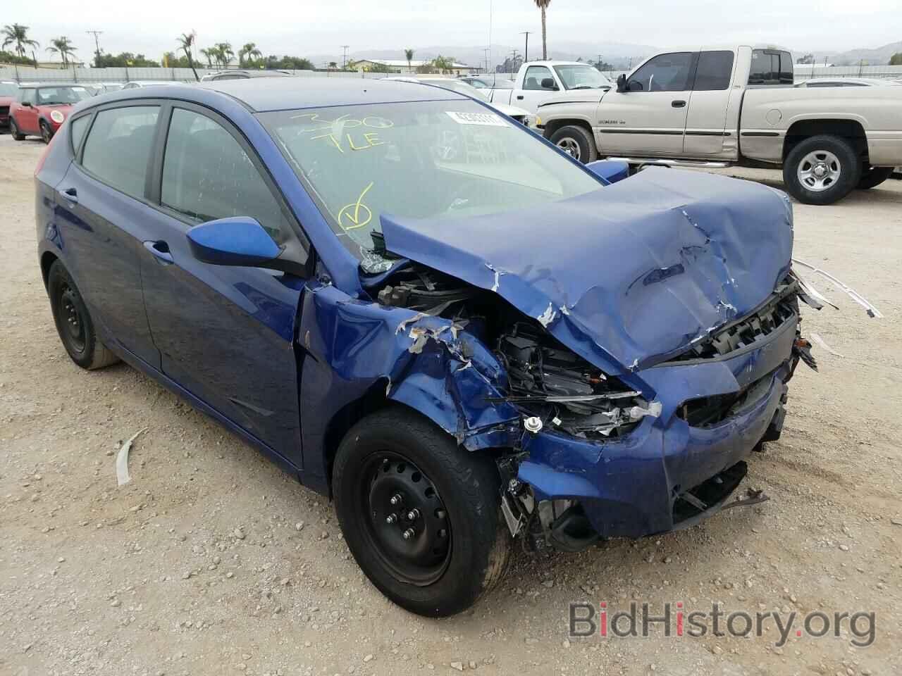 Photo KMHCT5AE2HU323235 - HYUNDAI ACCENT 2017