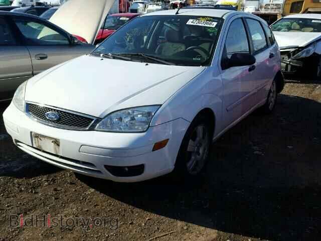 2005 FORD FOCUS - VIN: 3FAFP37N15R141925 - Фото 2