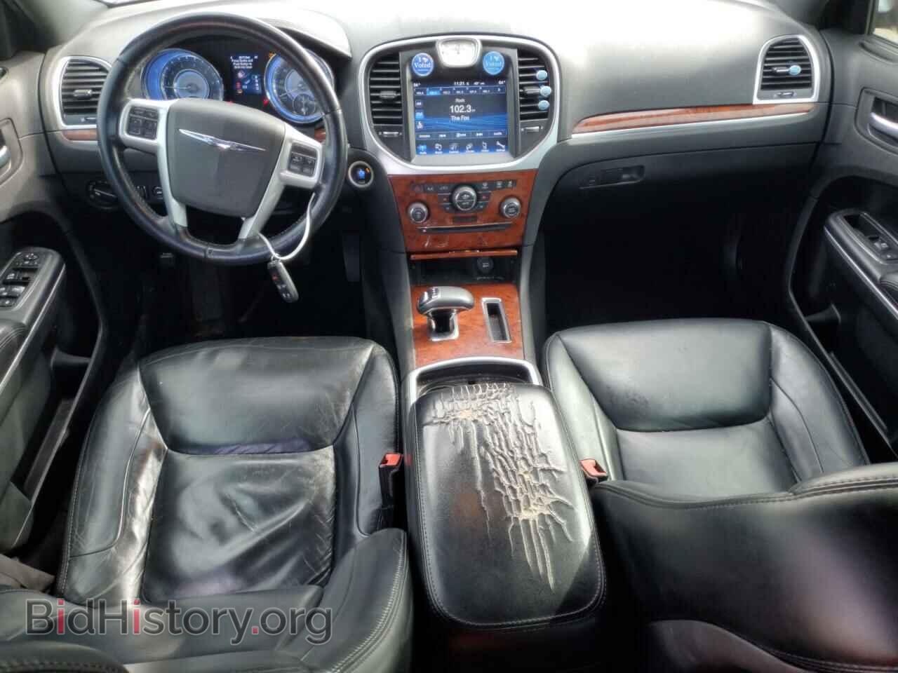 2013 CHRYSLER 300 - VIN: 2C3CCAAG9DH556500 - Фото 8