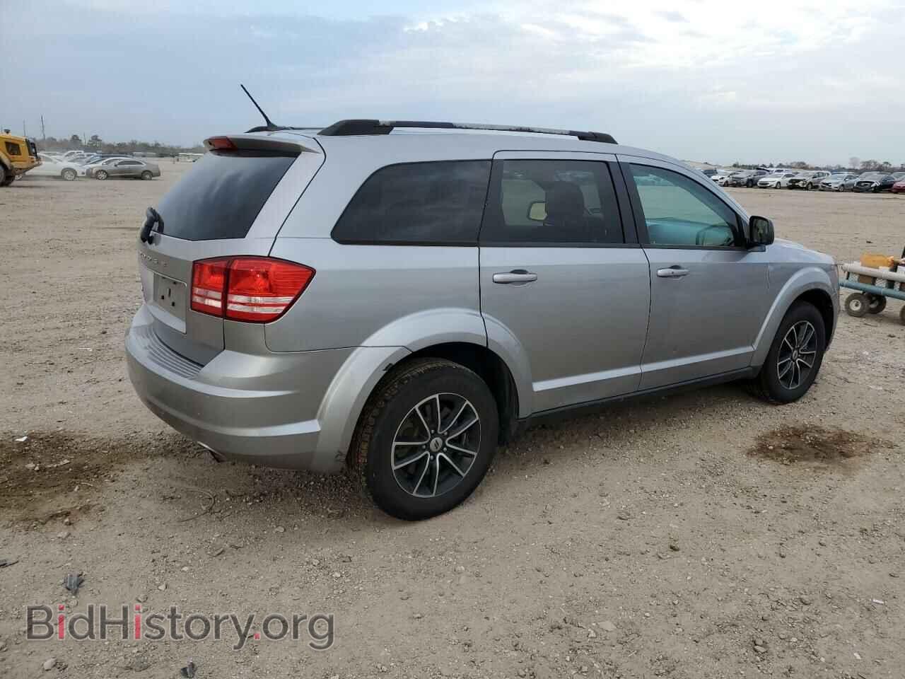 2018 DODGE JOURNEY - VIN: 3C4PDCAB3JT352756 - Фото 3