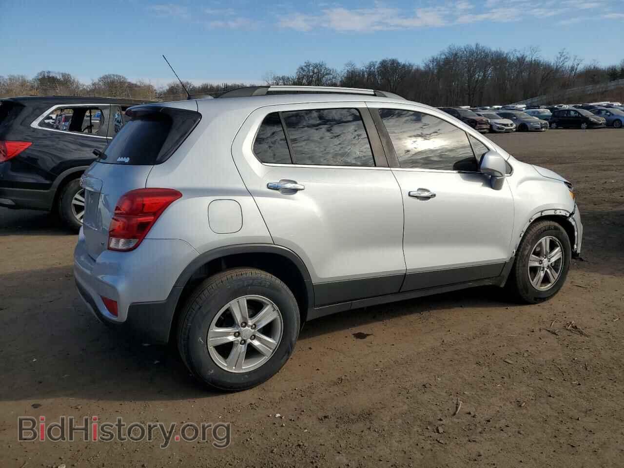 2019 CHEVROLET TRAX - VIN: 3GNCJLSB6KL242279 - Фото 3