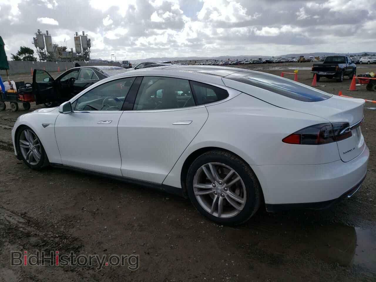 2013 TESLA MODEL S - VIN: 5YJSA1CN9DFP12100 - Photo 2