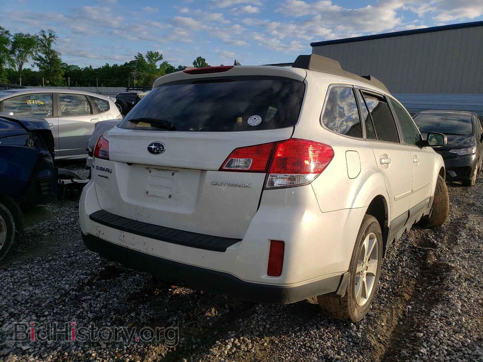 2014 SUBARU OUTBACK - VIN: 4S4BRDLC9E2327743 - Фото 3