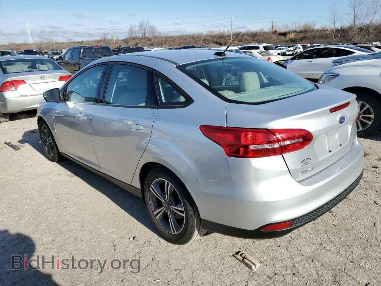 2018 FORD FOCUS - VIN: 1FADP3FE1JL312223 - Фото 2