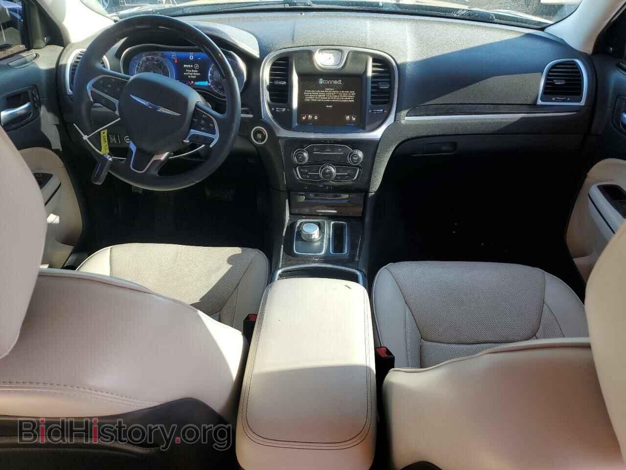 2016 CHRYSLER 300 - VIN: 2C3CCAKG6GH334659 - Фото 8