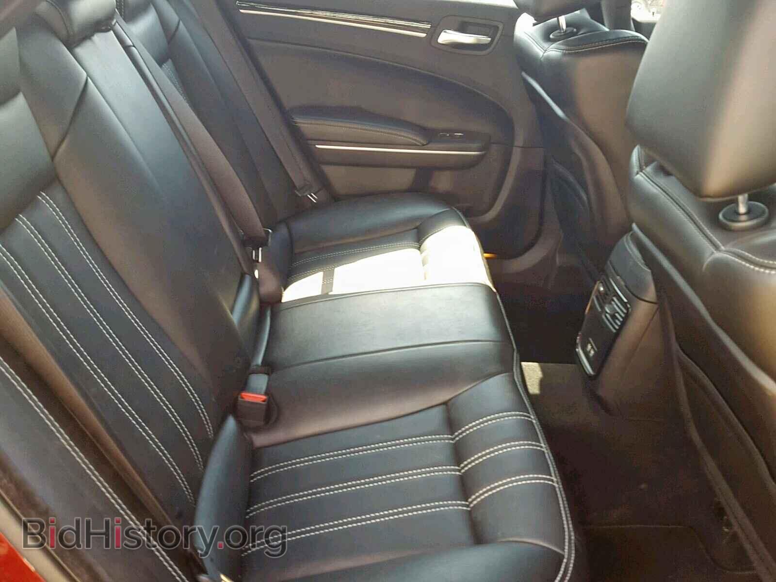 2019 CHRYSLER 300 - VIN: 2C3CCABG5KH609379 - Фото 6