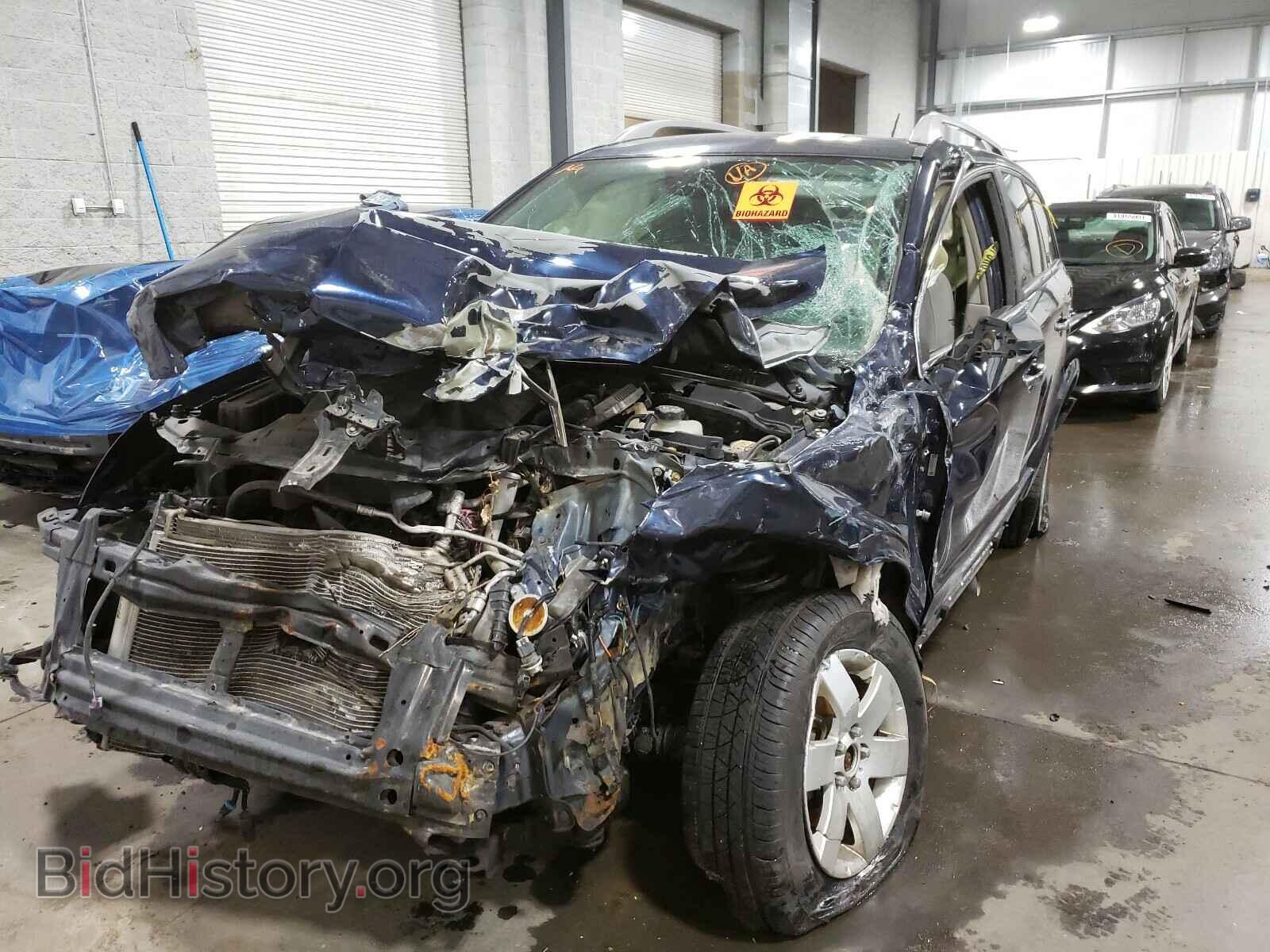 2008 SATURN VUE - VIN: 3GSDL73708S584502 - Фото 2