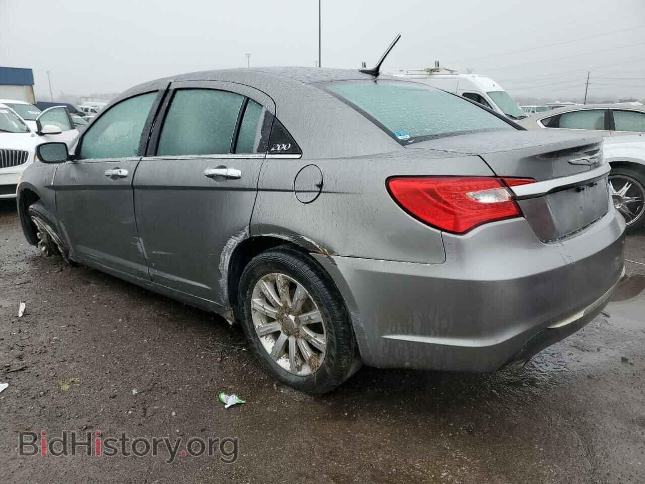 2013 CHRYSLER 200 - VIN: 1C3CCBCG8DN601856 - Фото 2