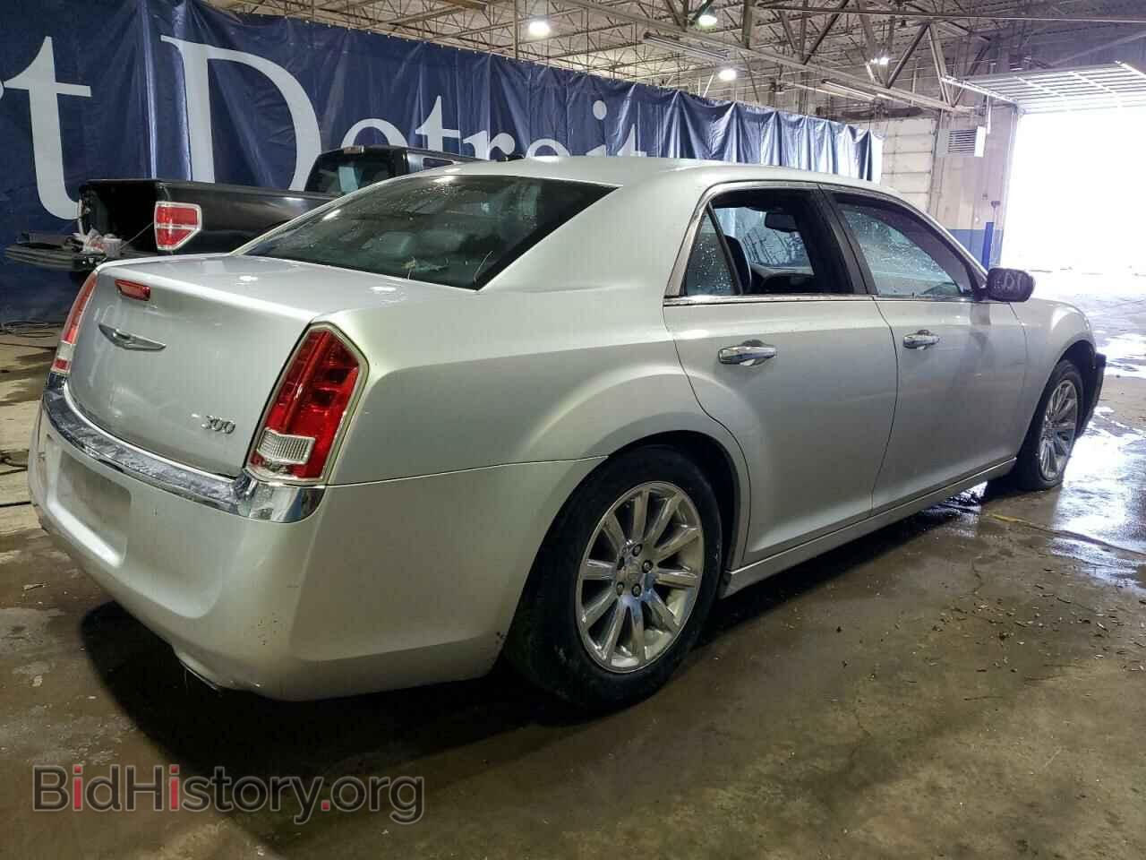 2012 CHRYSLER 300 - VIN: 2C3CCACG0CH199431 - Фото 3