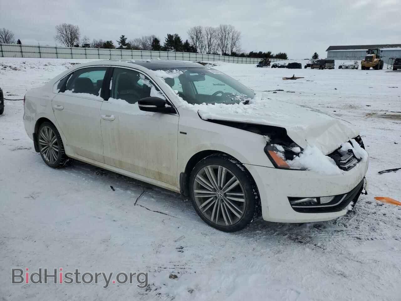 2015 VOLKSWAGEN PASSAT - VIN: 1VWBT7A36FC061066 - Фото 4