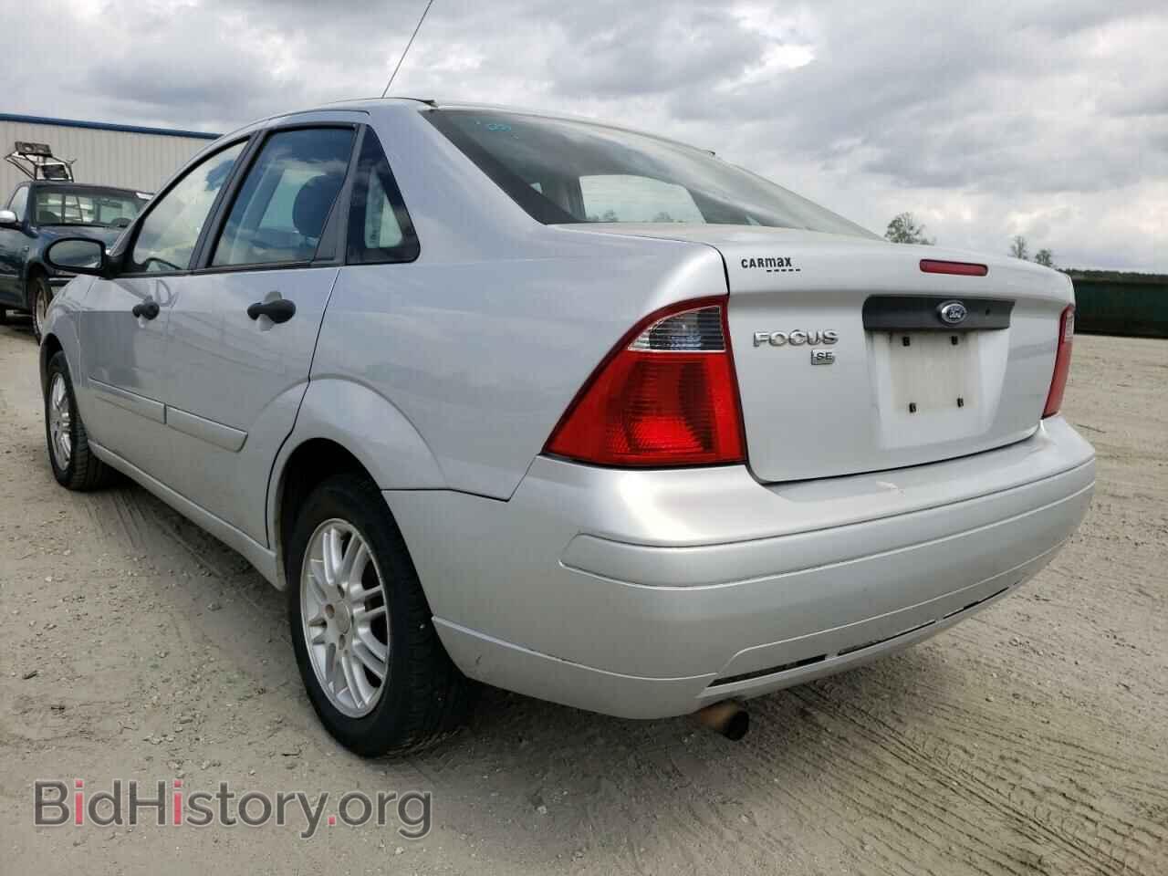 2007 FORD FOCUS - VIN: 1FAFP34N67W235688 - Фото 3