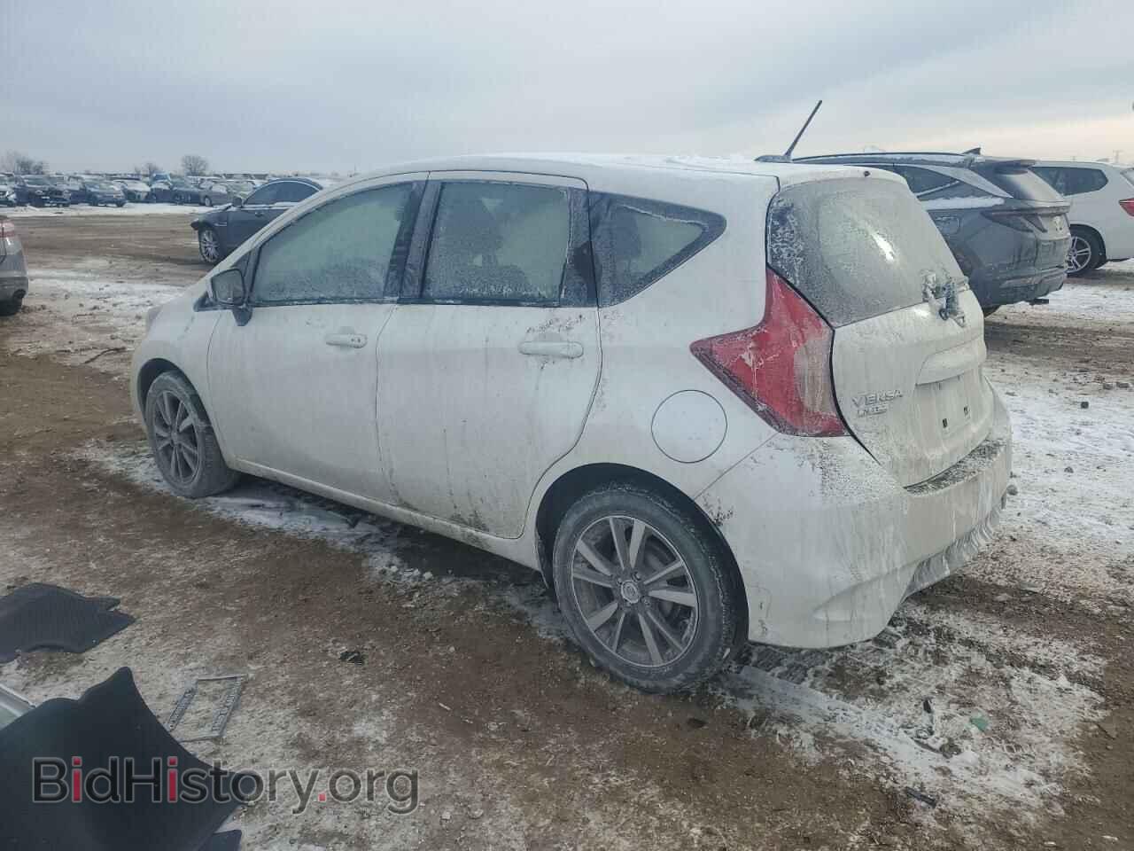 2017 NISSAN VERSA - VIN: 3N1CE2CPXHL374930 - Фото 2
