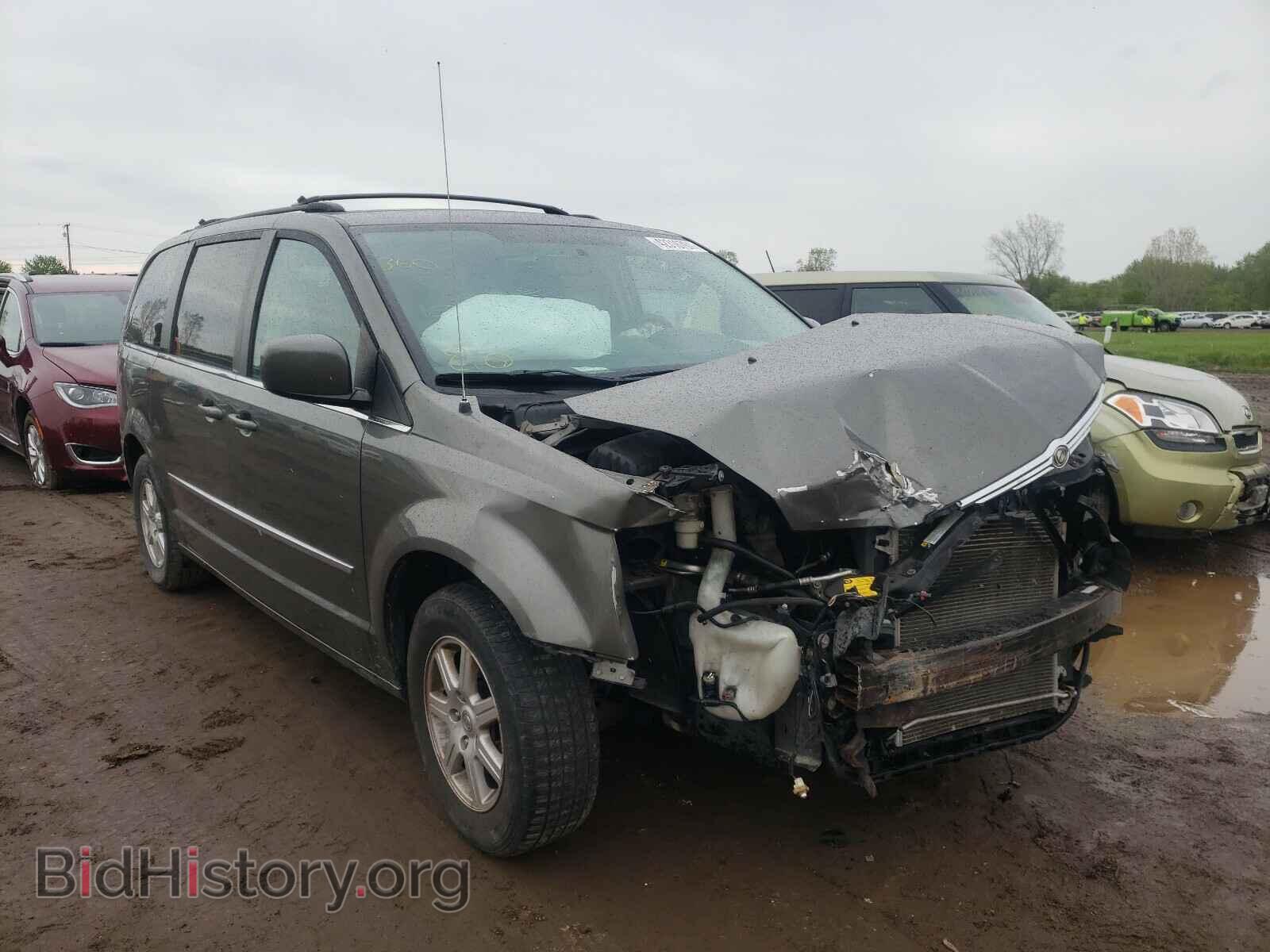 Photo 2A4RR8DX3AR394971 - CHRYSLER MINIVAN 2010
