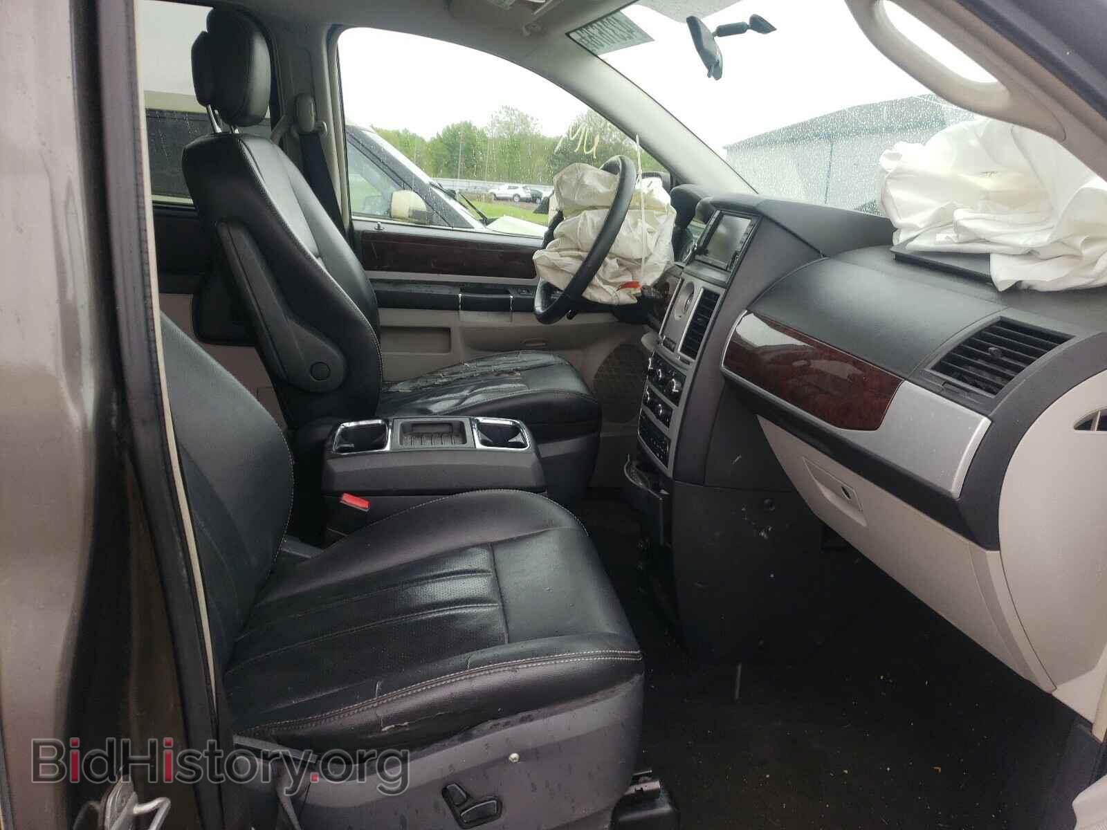 2010 CHRYSLER MINIVAN - VIN: 2A4RR8DX3AR394971 - Фото 5
