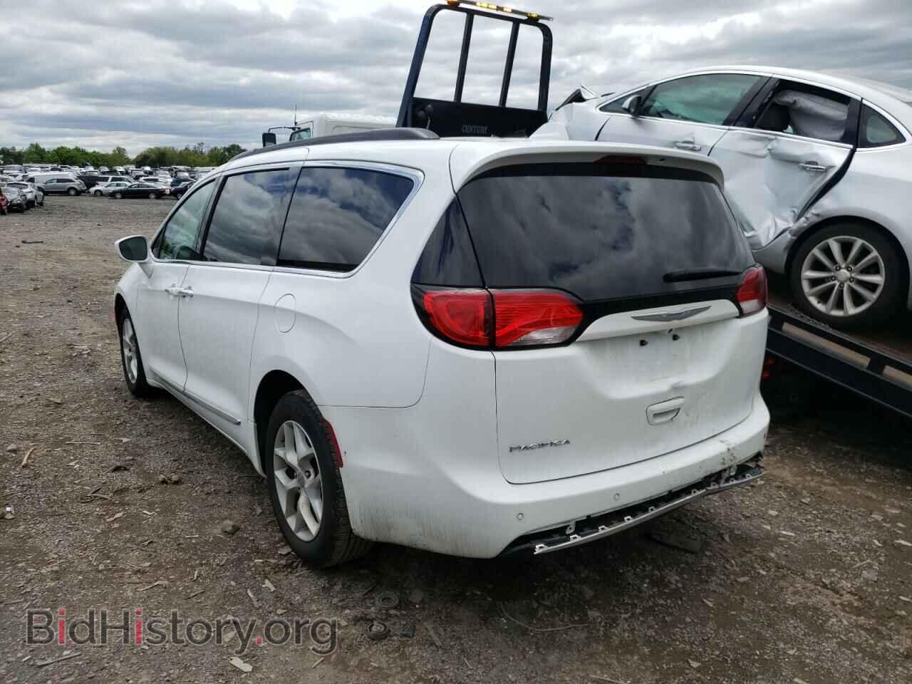 2017 CHRYSLER PACIFICA - VIN: 2C4RC1BG9HR826894 - Фото 3