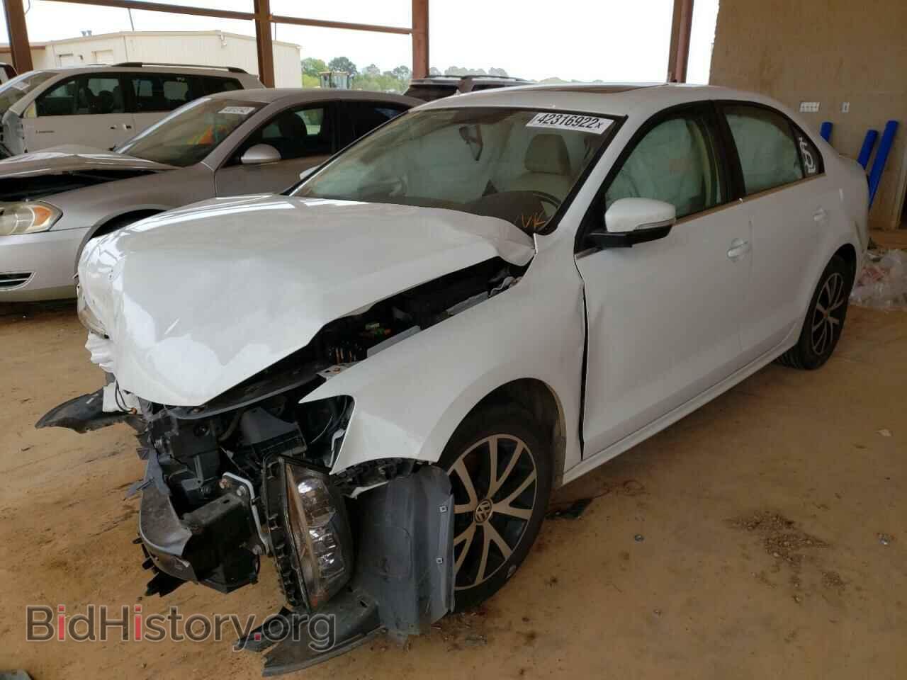 2017 VOLKSWAGEN JETTA - VIN: 3VWDB7AJ7HM389091 - Фото 2