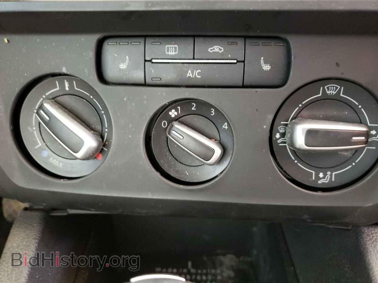 2017 VOLKSWAGEN JETTA - VIN: 3VWDB7AJ7HM389091 - Фото 9