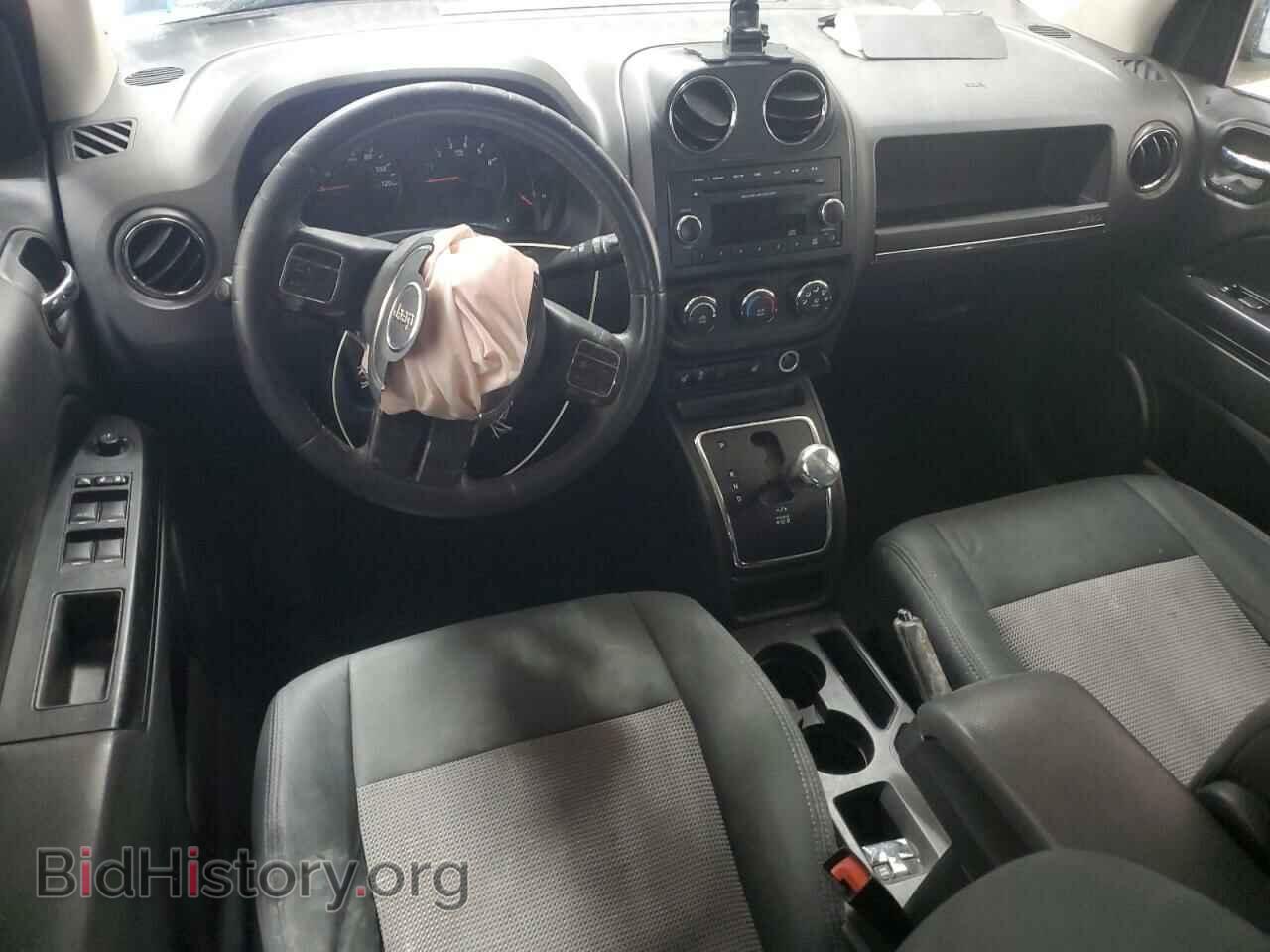 2012 JEEP COMPASS - VIN: 1C4NJDEB0CD636256 - Photo 8