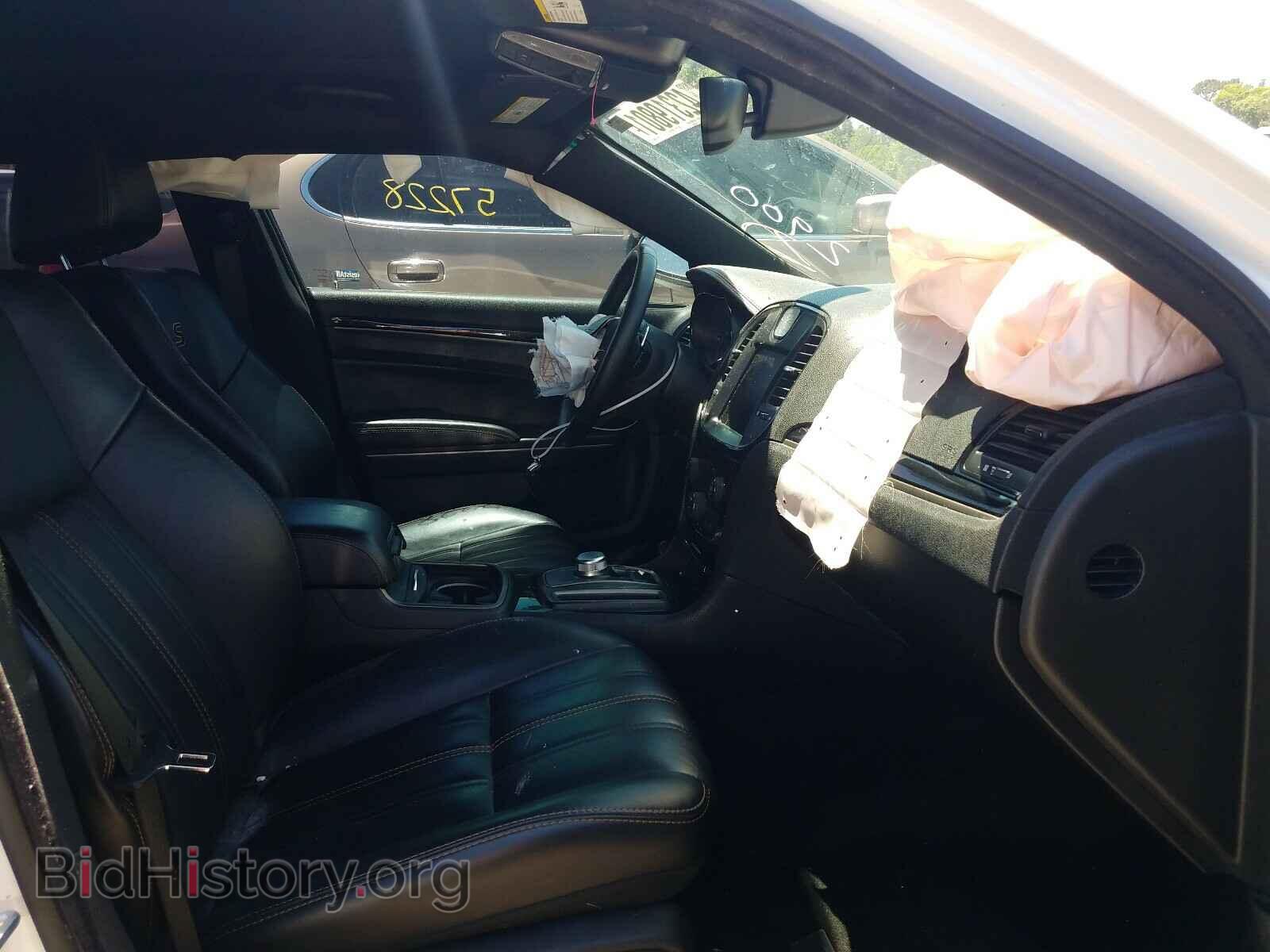 2016 CHRYSLER 300 - VIN: 2C3CCAGG8GH282900 - Фото 5