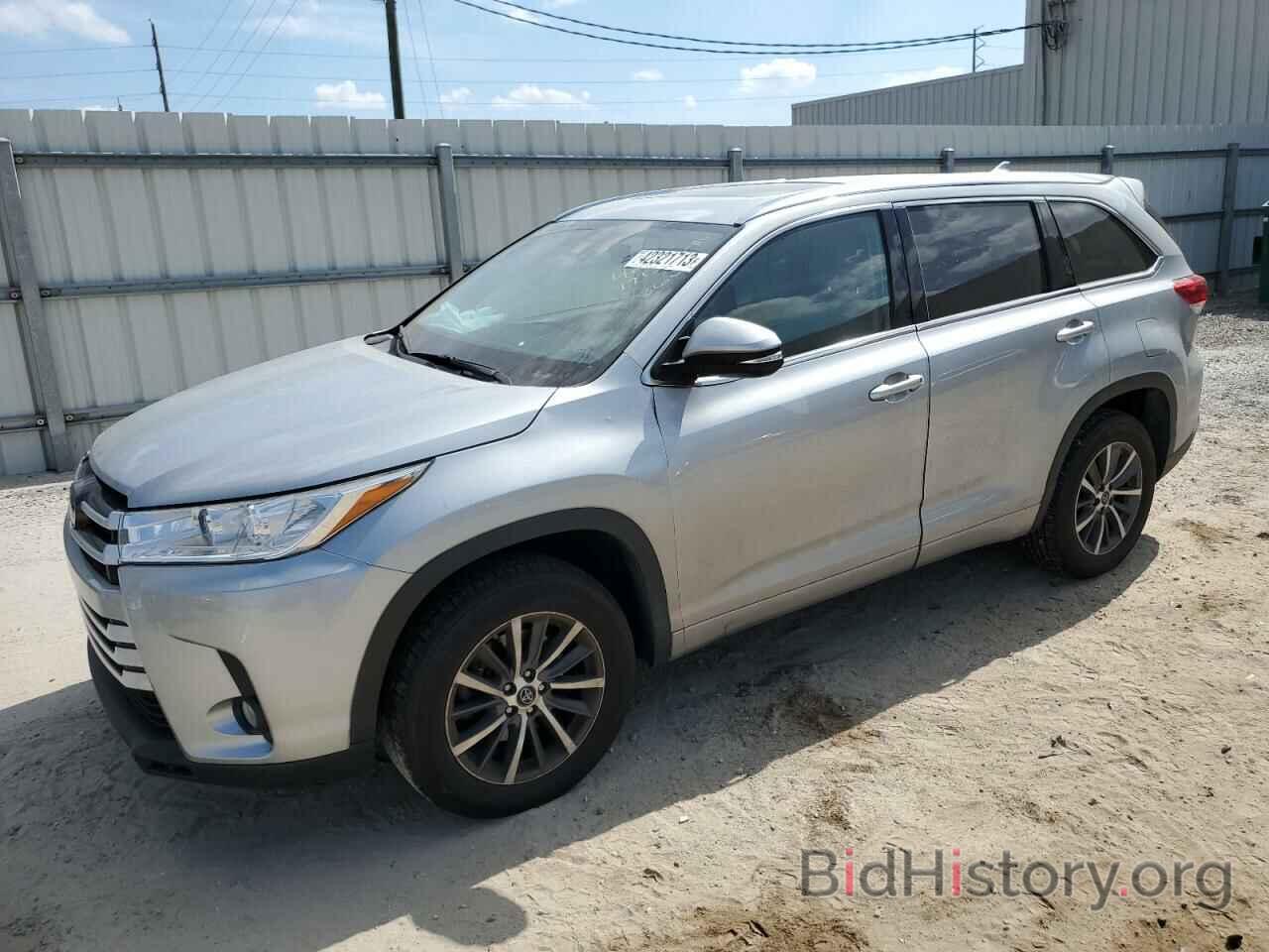 Photo 5TDKZRFH7JS287903 - TOYOTA HIGHLANDER 2018