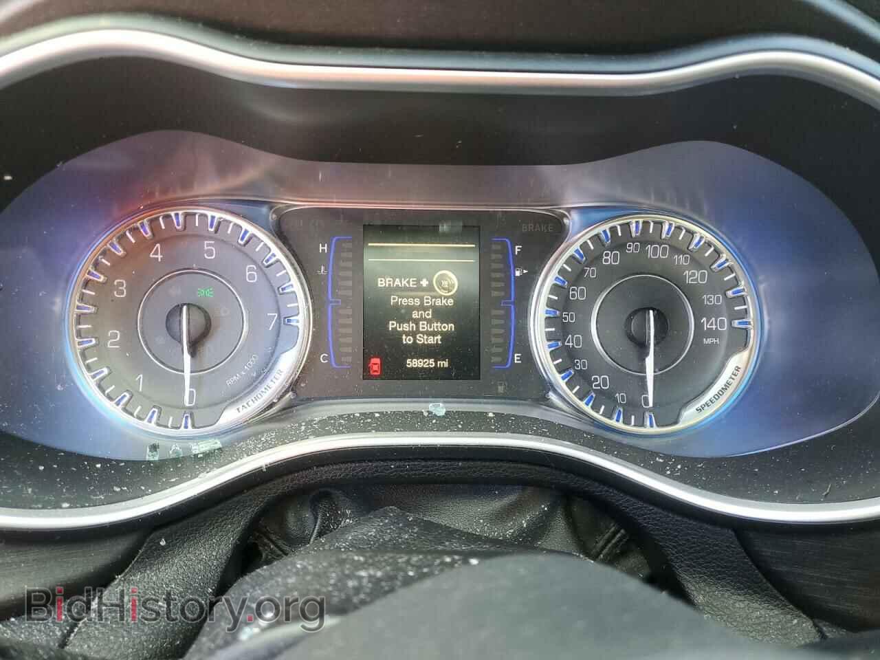 2016 CHRYSLER 200 - VIN: 1C3CCCAG9GN168156 - Фото 9