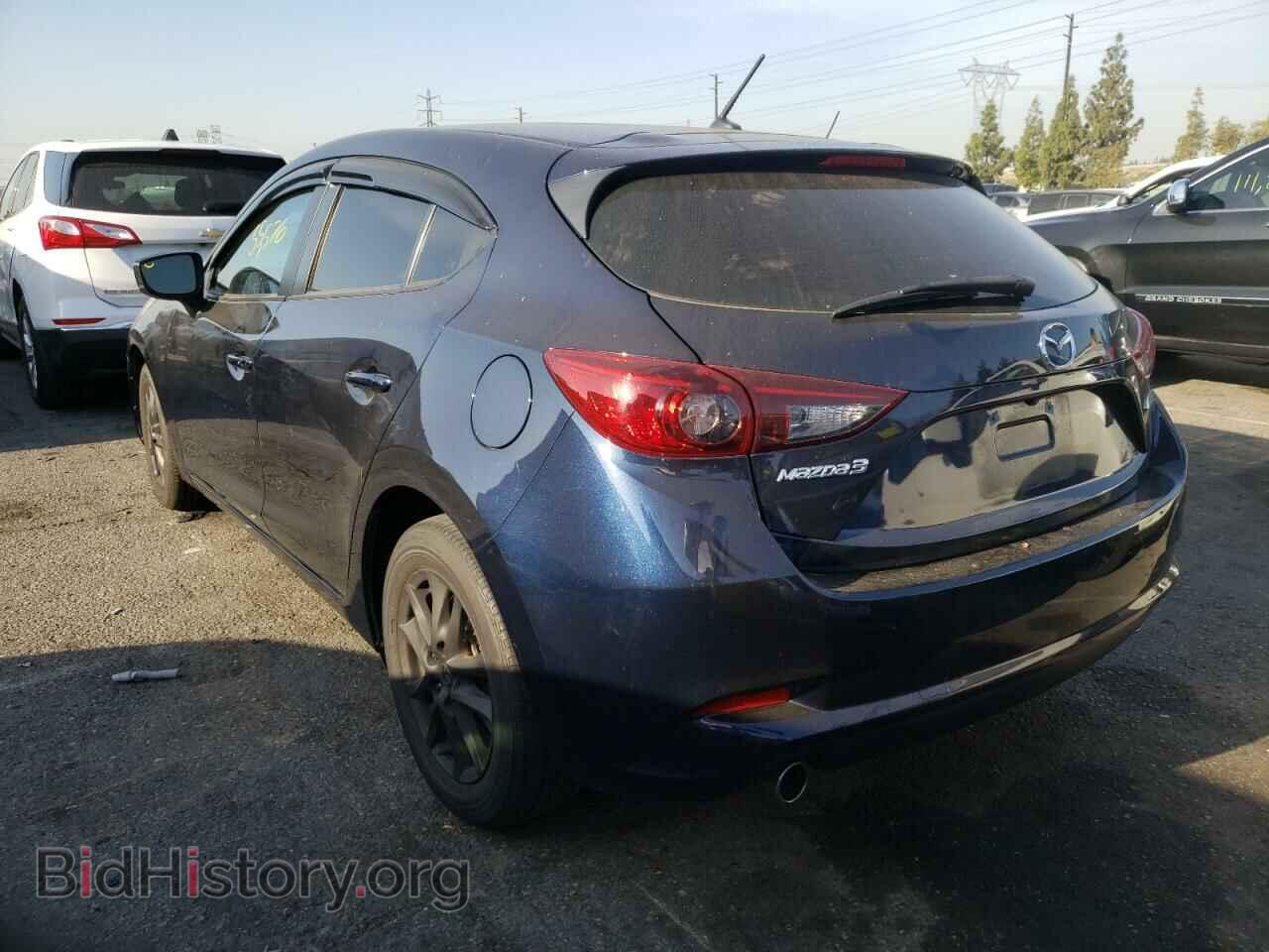 2018 MAZDA 3 - VIN: 3MZBN1L38JM273592 - Фото 3