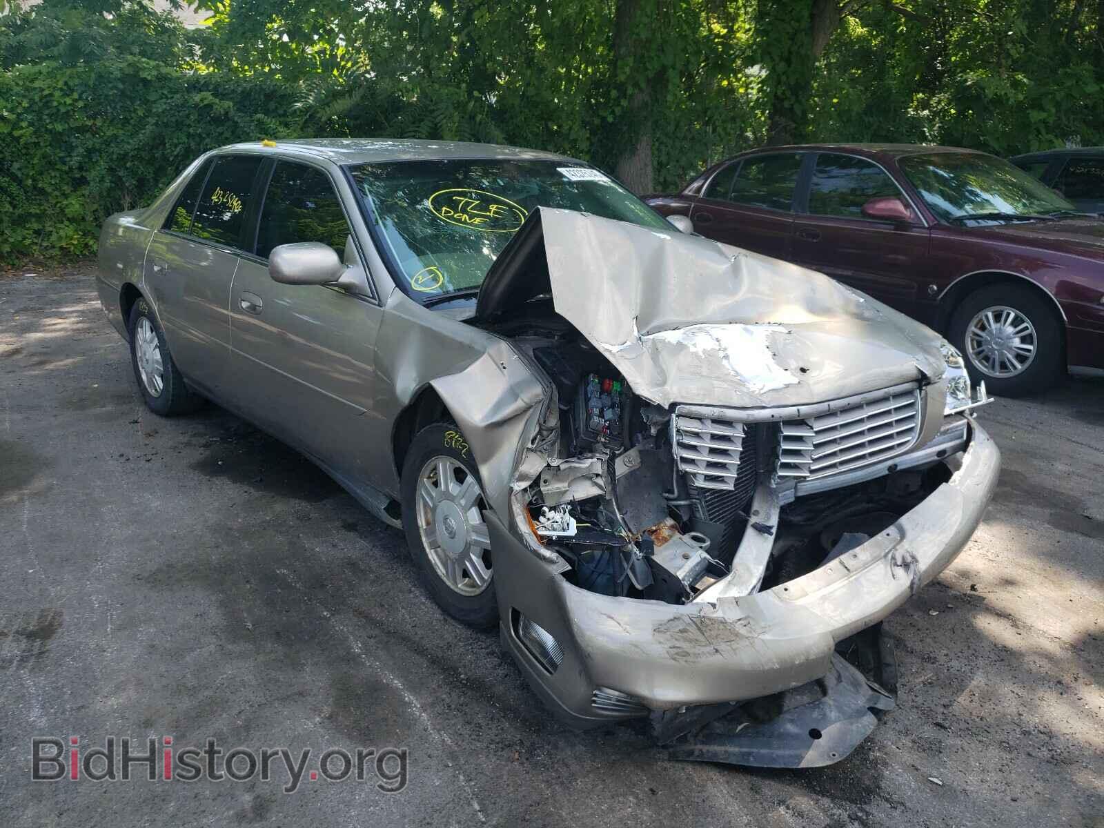 Photo 1G6KD54Y84U142818 - CADILLAC DEVILLE 2004