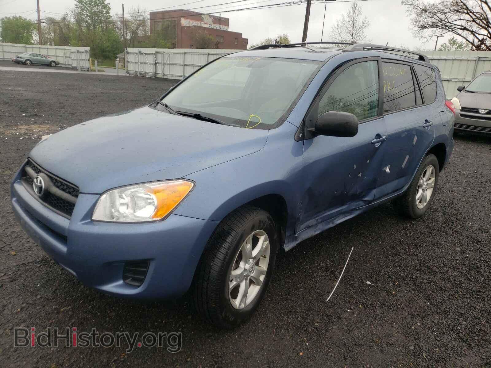 2011 TOYOTA RAV4 - VIN: 2T3BF4DV6BW166316 - Фото 2