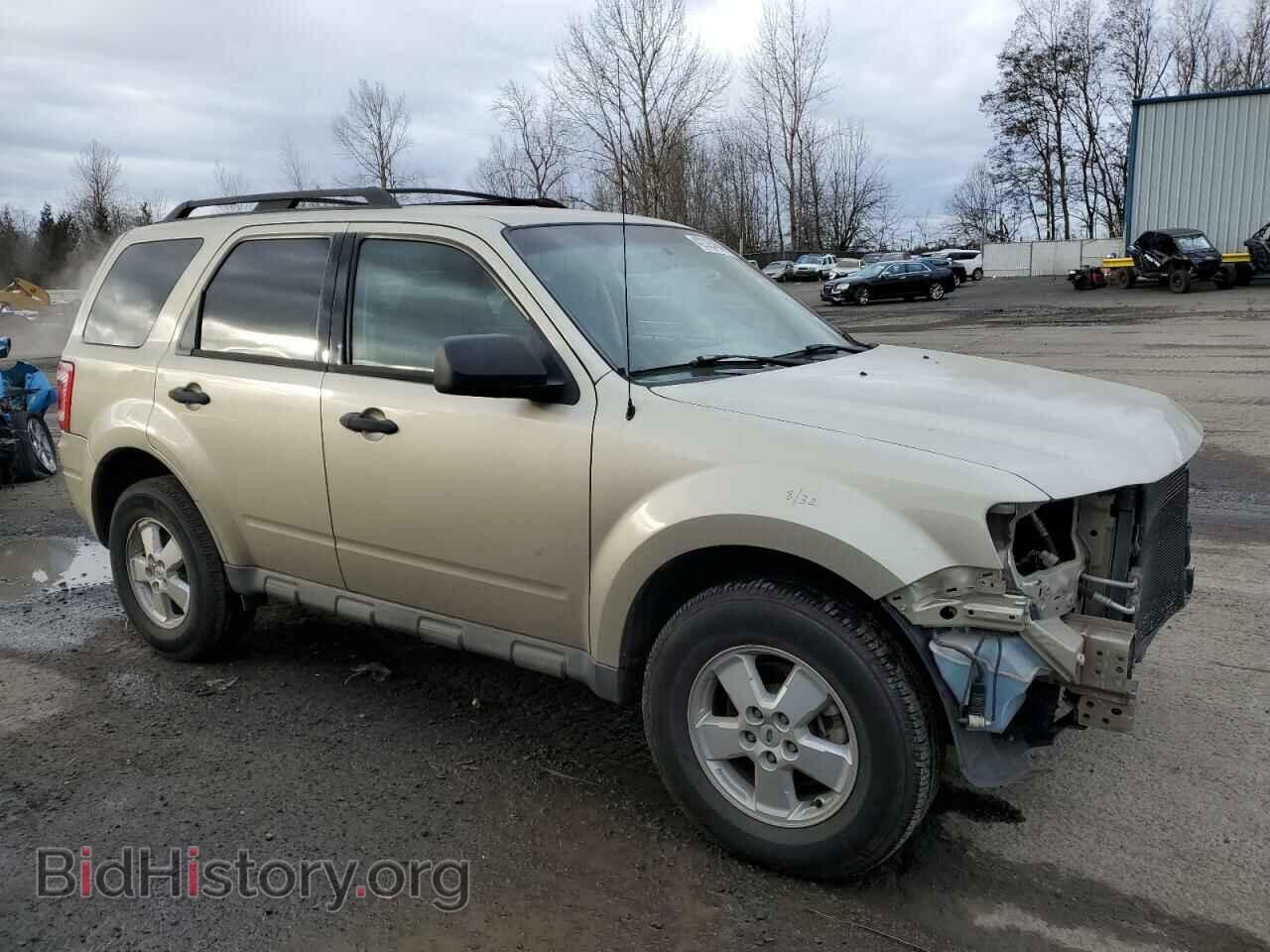 2010 FORD ESCAPE - VIN: 1FMCU0C73AKB18927 - Фото 4