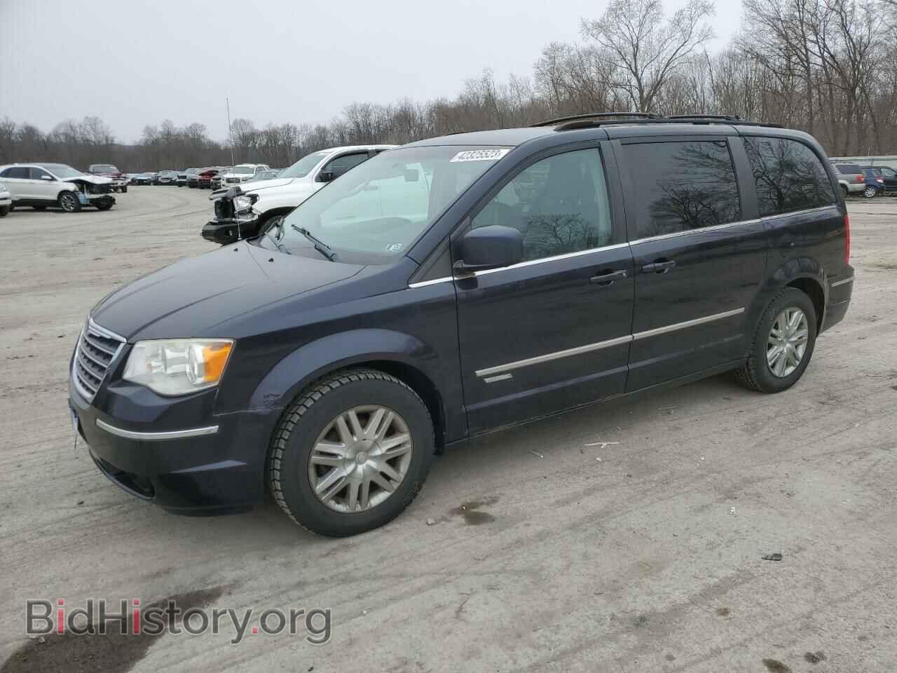 Photo 2A4RR5D13AR298929 - CHRYSLER MINIVAN 2010