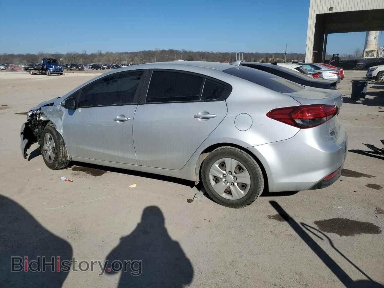 2017 KIA FORTE - VIN: 3KPFK4A78HE084515 - Фото 2