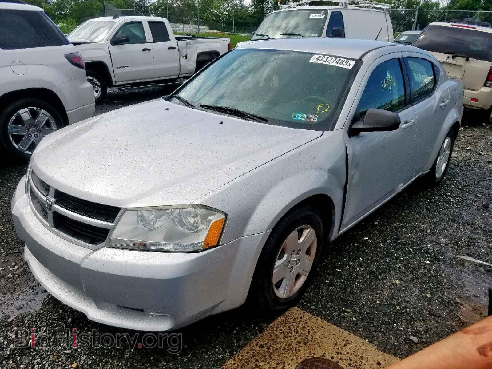 2010 DODGE AVENGER - VIN: 1B3CC4FB0AN228929 - Photo 2