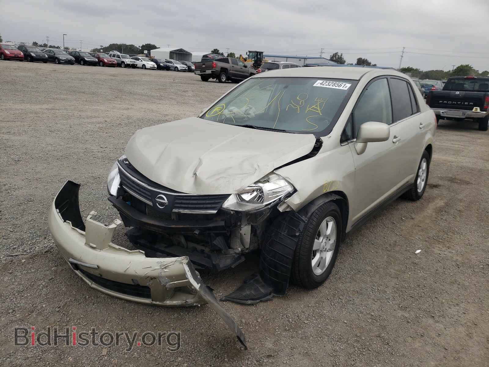 2009 NISSAN VERSA - VIN: 3N1BC11E39L355411 - Фото 2